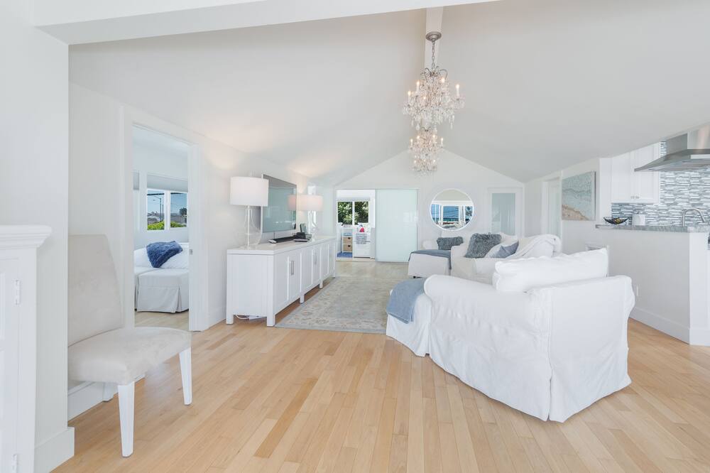 Photo of Others in Eastern Malibu