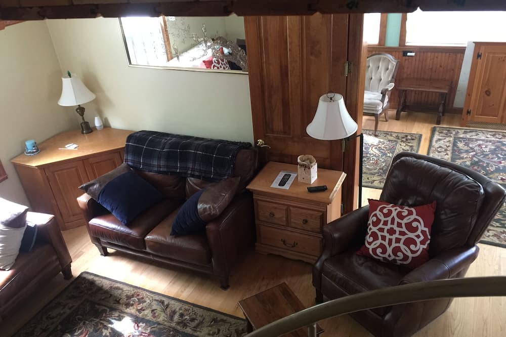 Photo of Bedroom in Holden