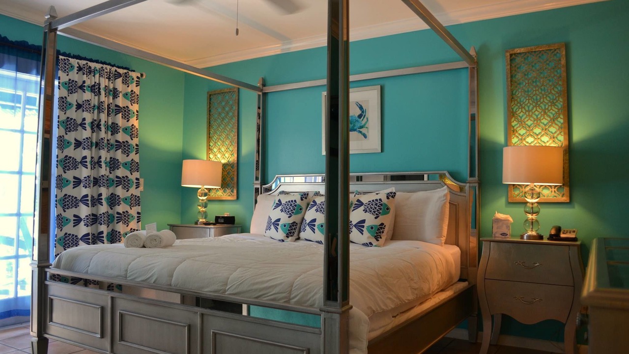Photo of Bedroom in Uptown - Upper Duval