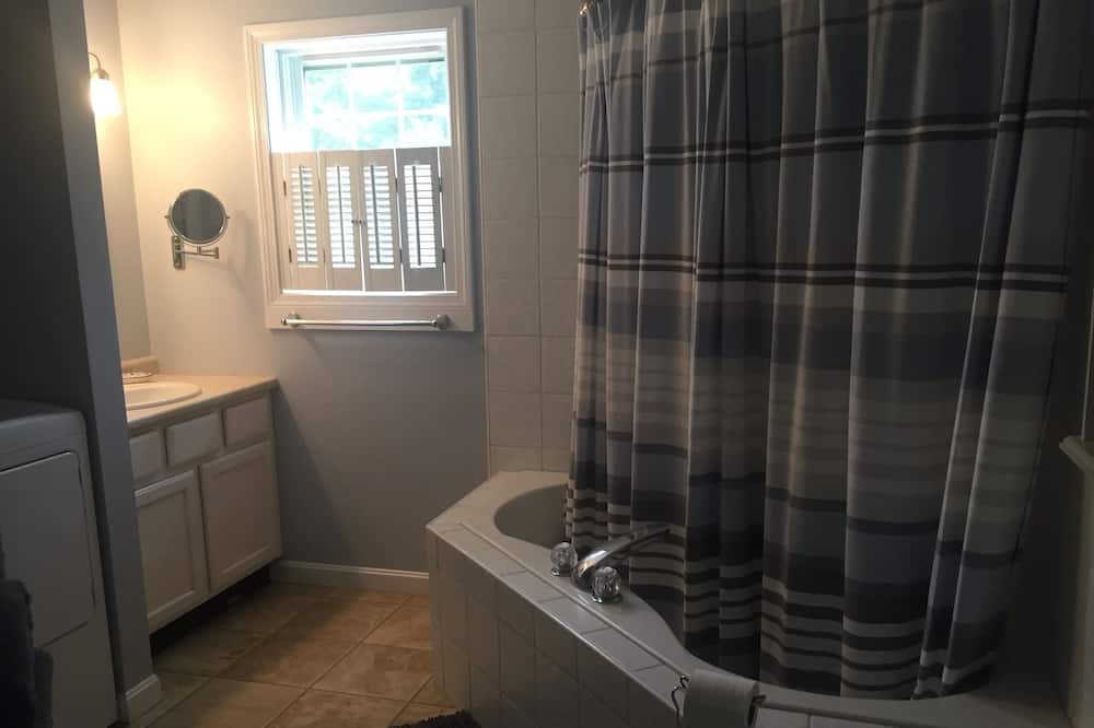 Photo of Bathroom in Bar Harbor