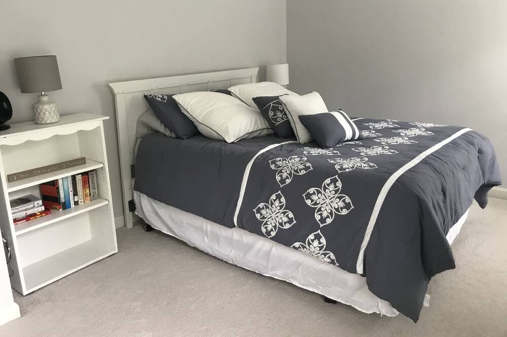Photo of Bedroom in Bar Harbor