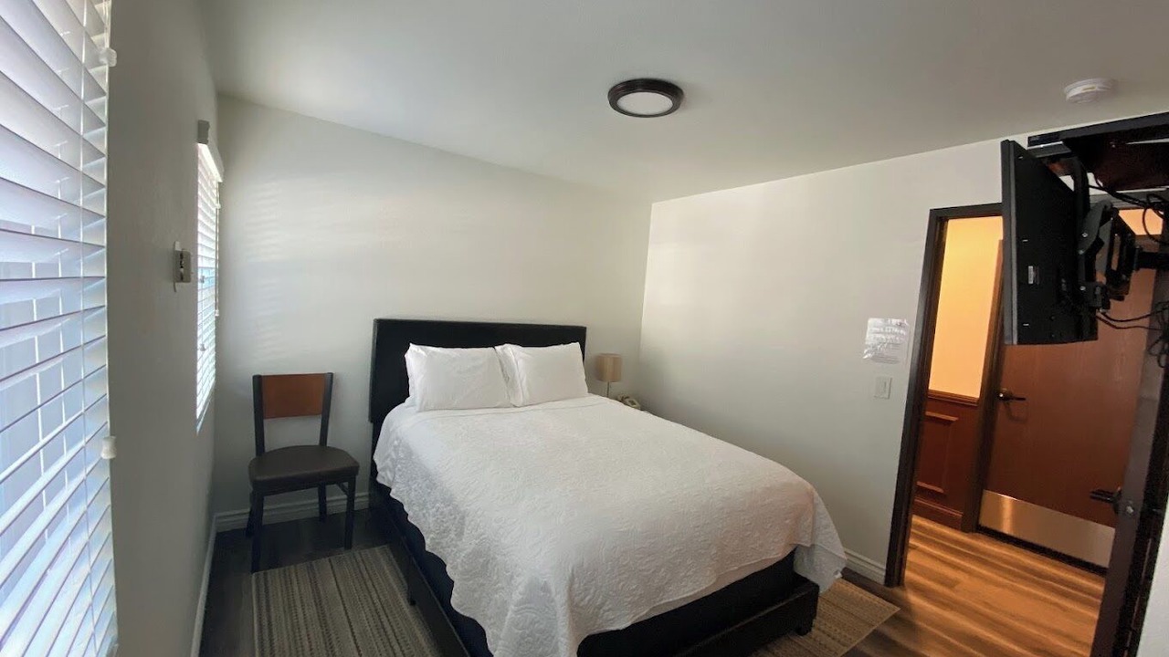 Photo of Bedroom in Big Bear Lake