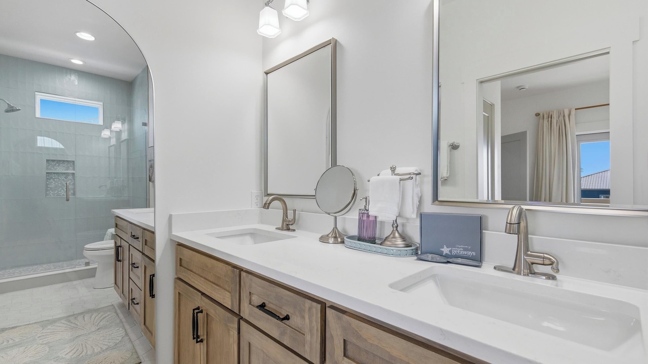 Photo of Bathroom in East End