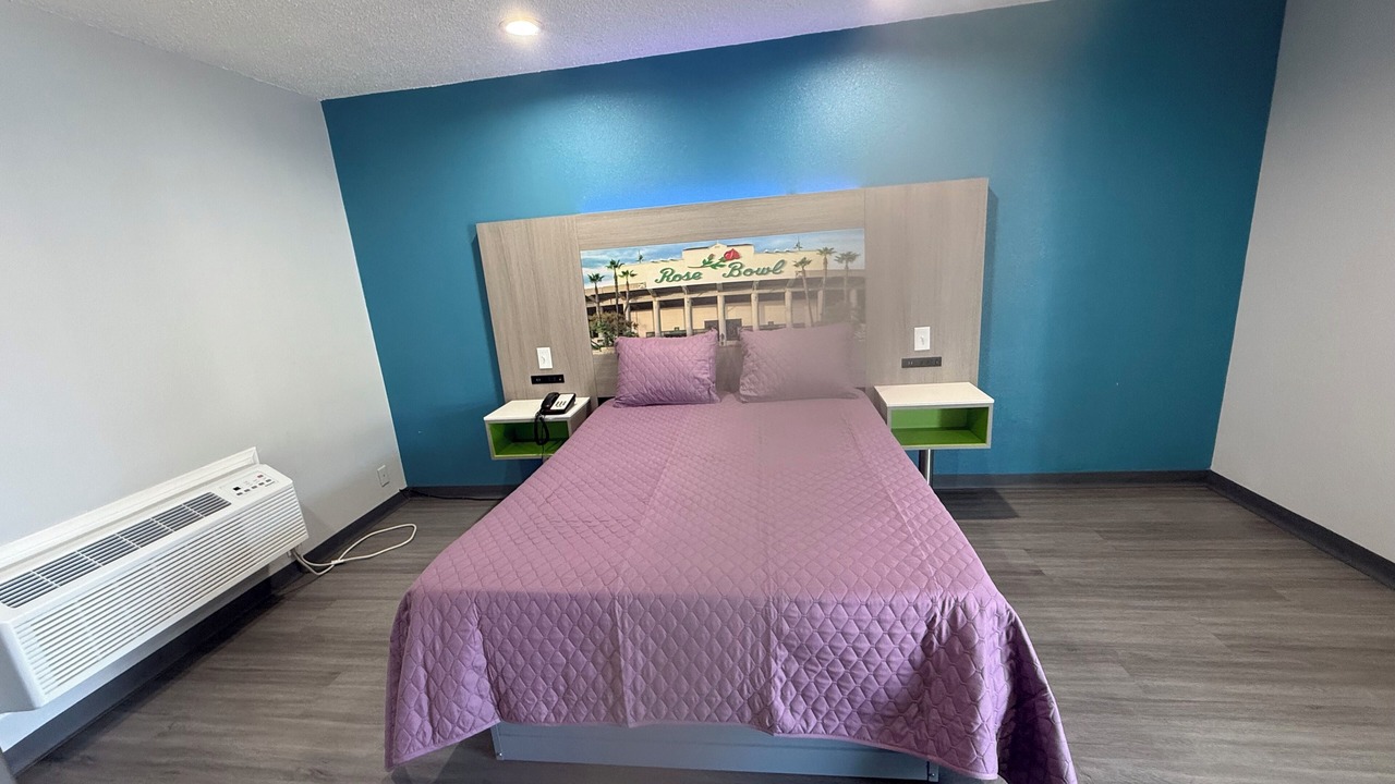 Photo of Bedroom in East Pasadena