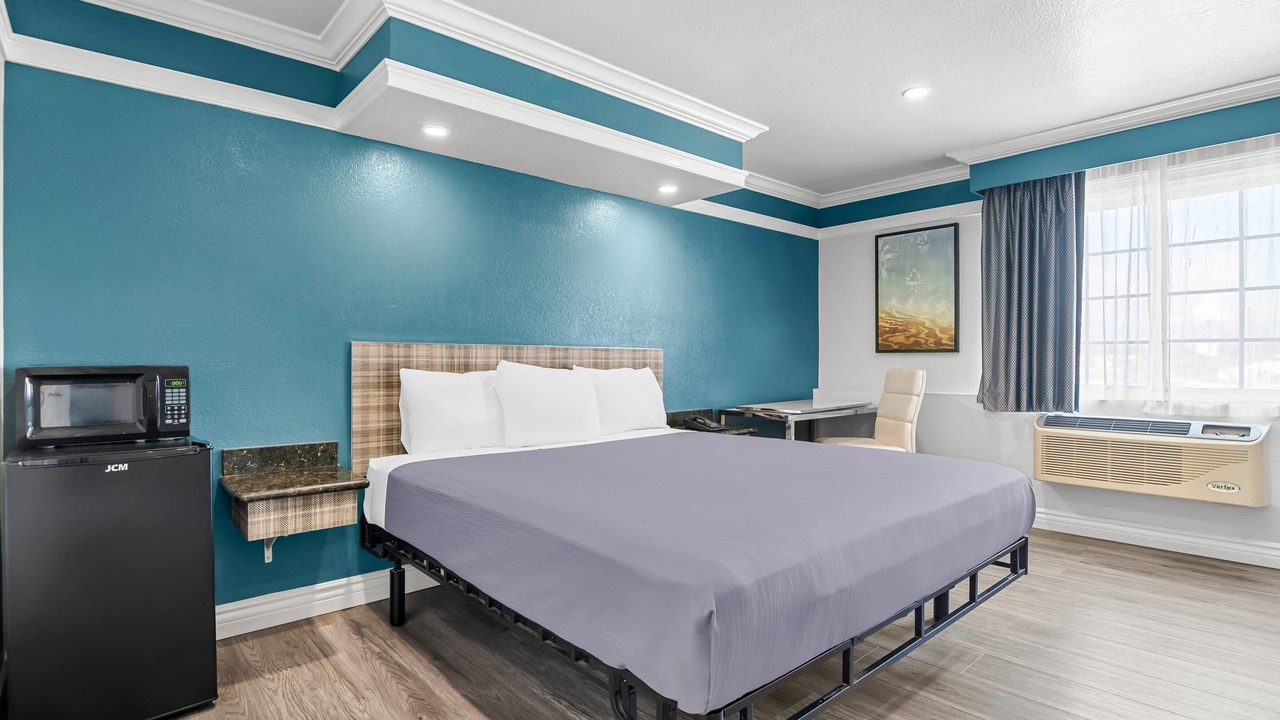 Photo of Bedroom in Commerce