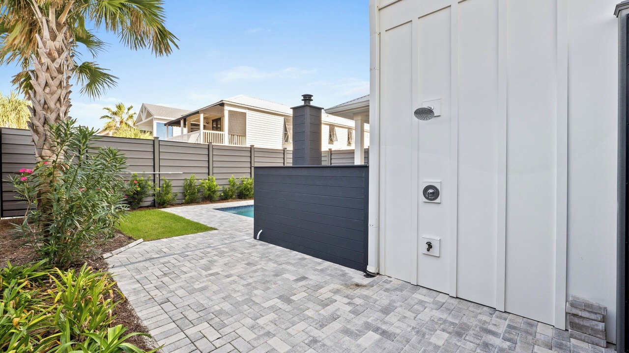 Photo of Outdoor in Silver Sands Beach