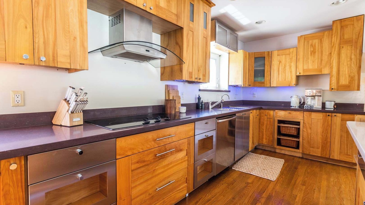 Photo of Kitchen in West Los Angeles