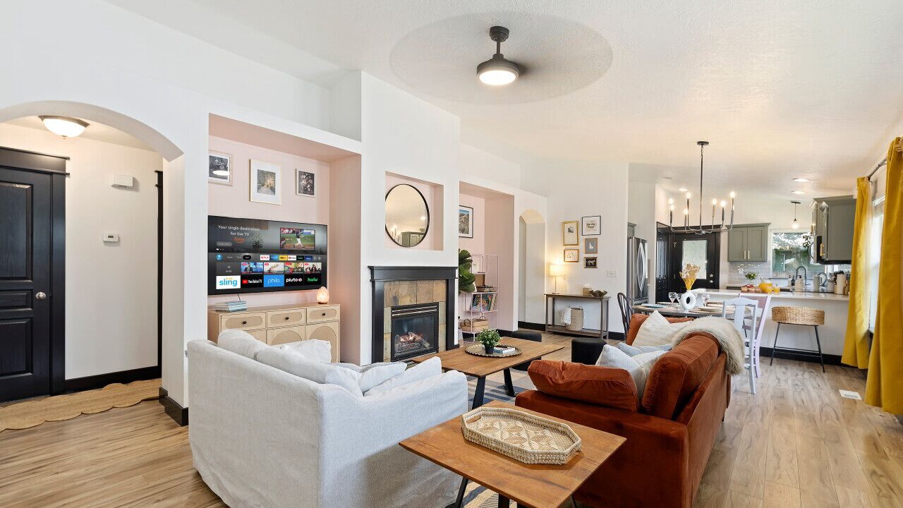 Photo of Livingroom in Northwest Boise City