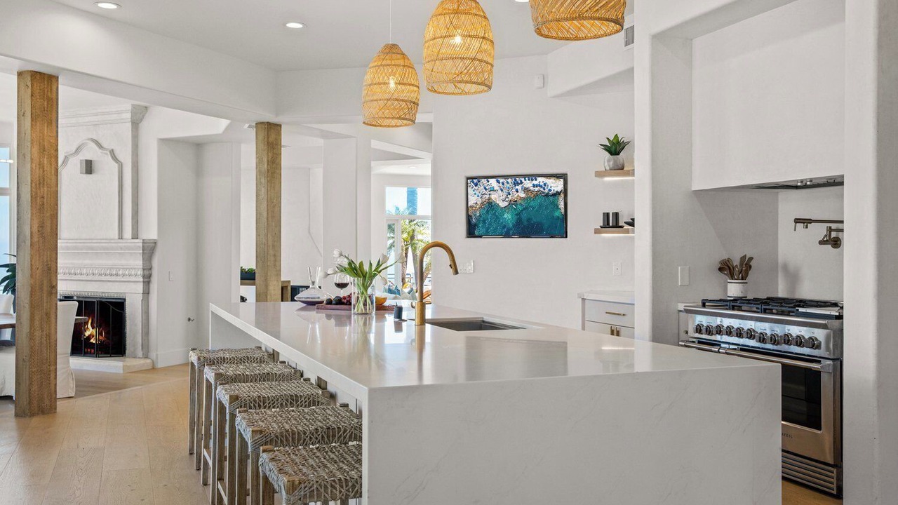 Photo of Kitchen in Central Malibu