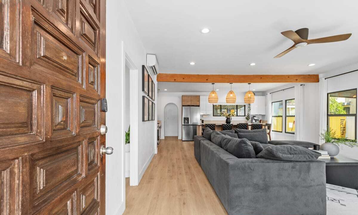 Photo of Livingroom in Normal Heights