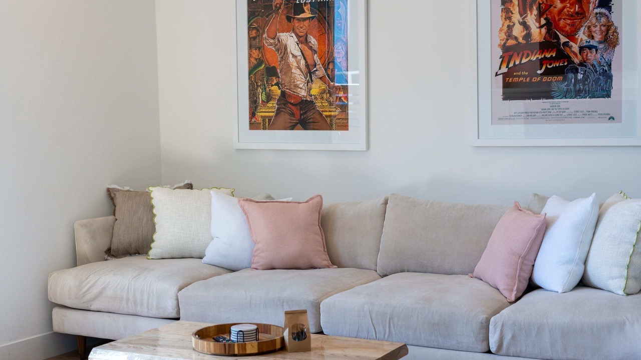 Photo of Livingroom in Mid City