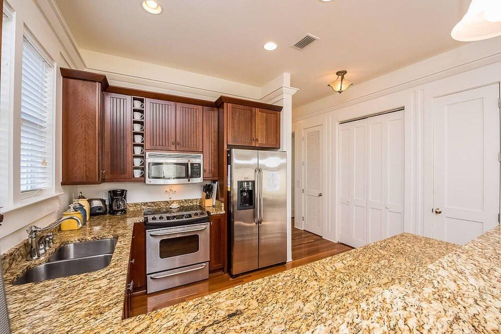 Photo of Kitchen in Cassine Village