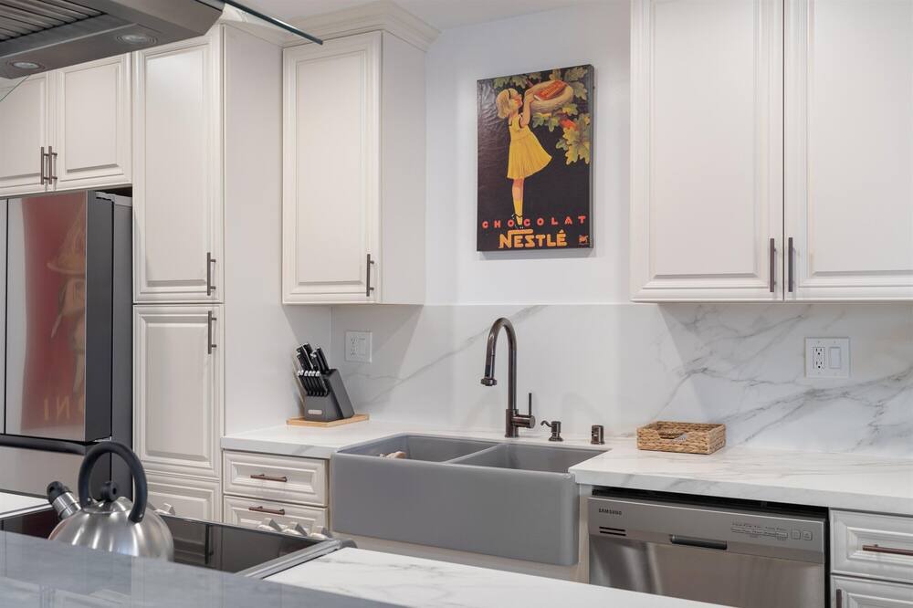 Photo of Kitchen in Sawtelle
