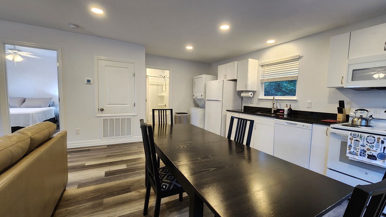 Photo of Kitchen in Sanders Beach