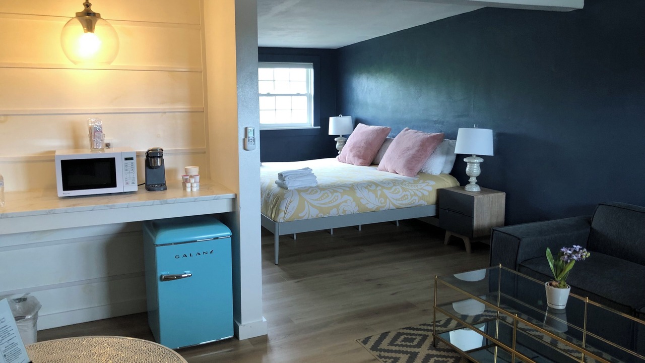 Photo of Bedroom in Mid-Coast and Islands
