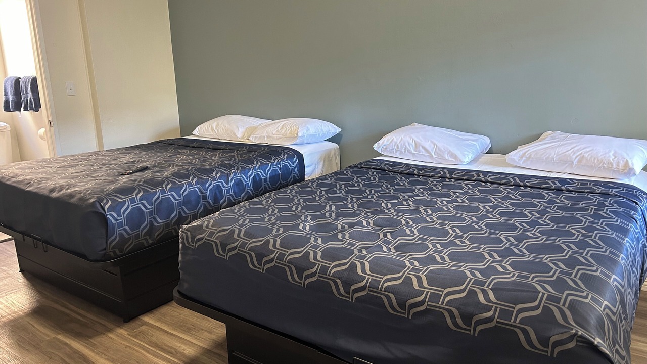 Photo of Bedroom in Hollywood