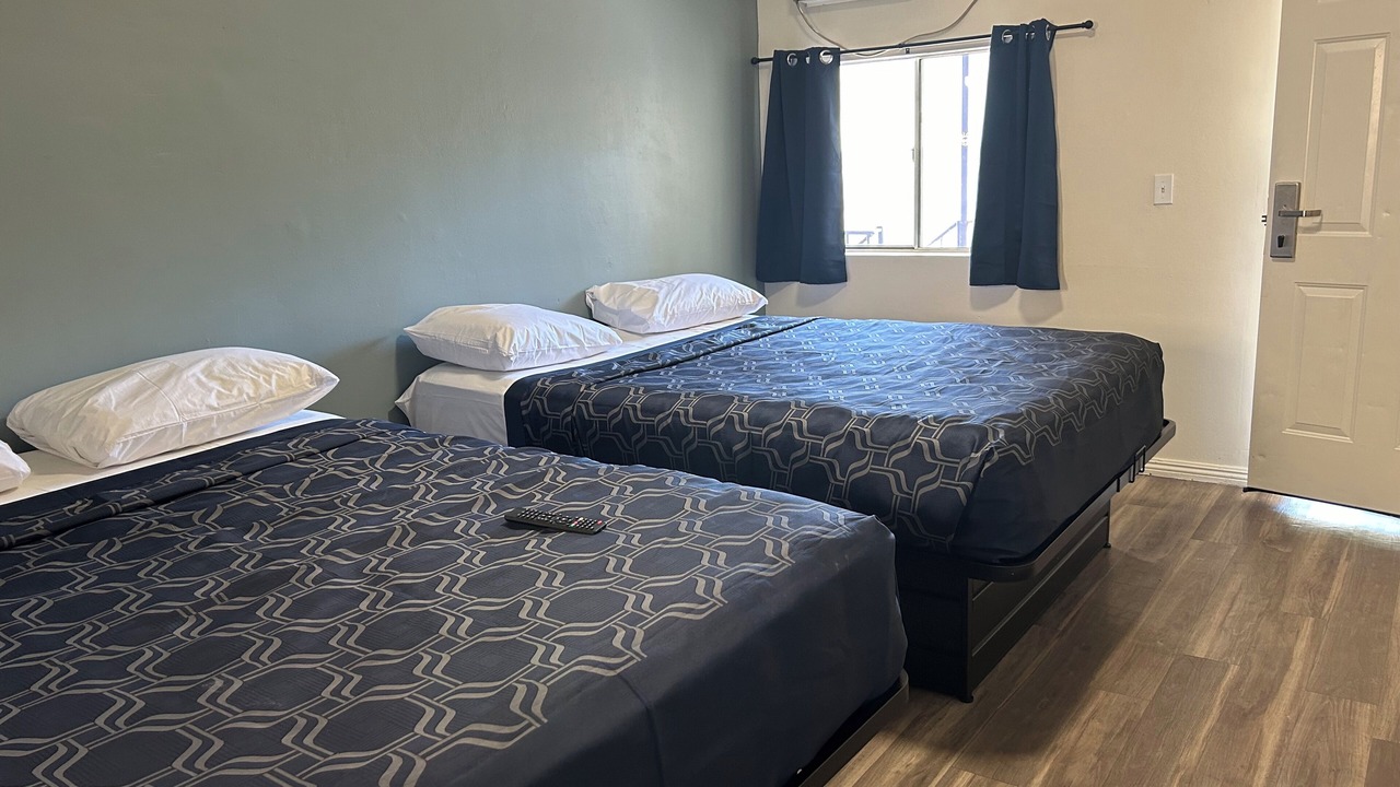 Photo of Bedroom in Hollywood