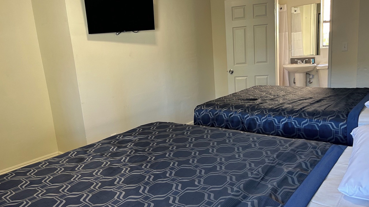 Photo of Bedroom in Hollywood