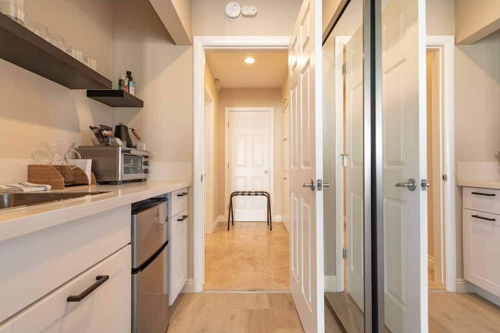 Photo of Kitchen in Ladera Heights