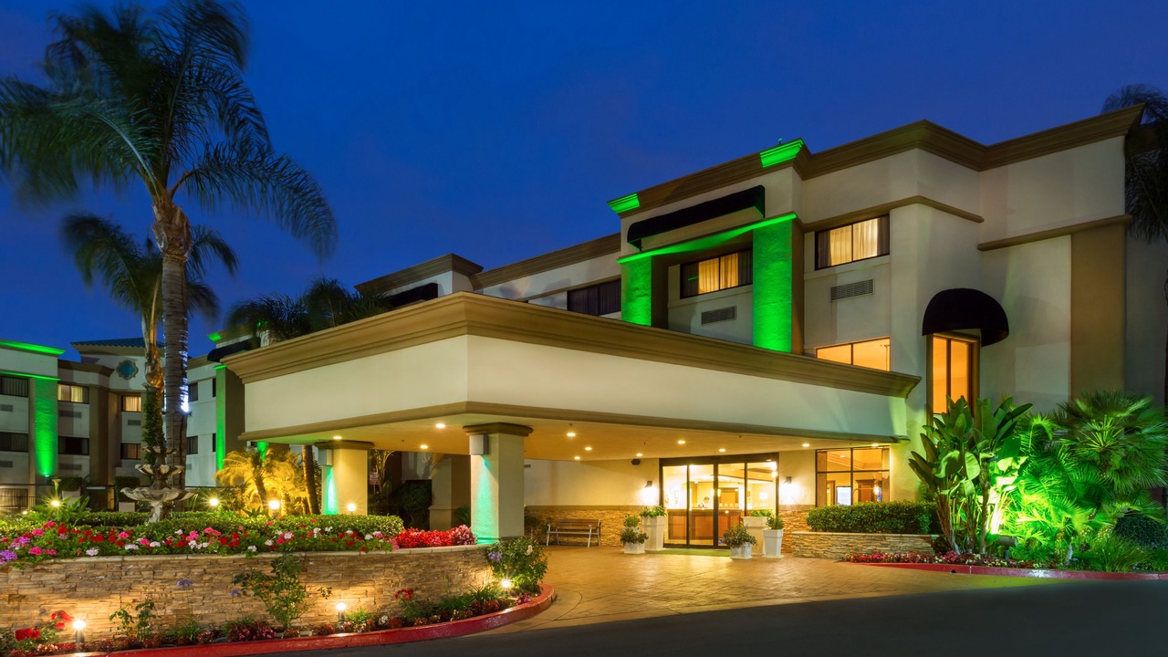 Photo of Buildings in Santa Ana