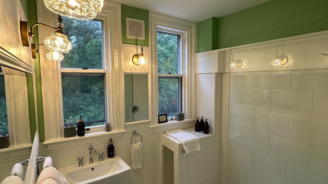 Photo of Bathroom in Kingfield