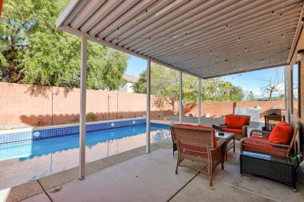 Photo of Outdoor in Rhodes Ranch
