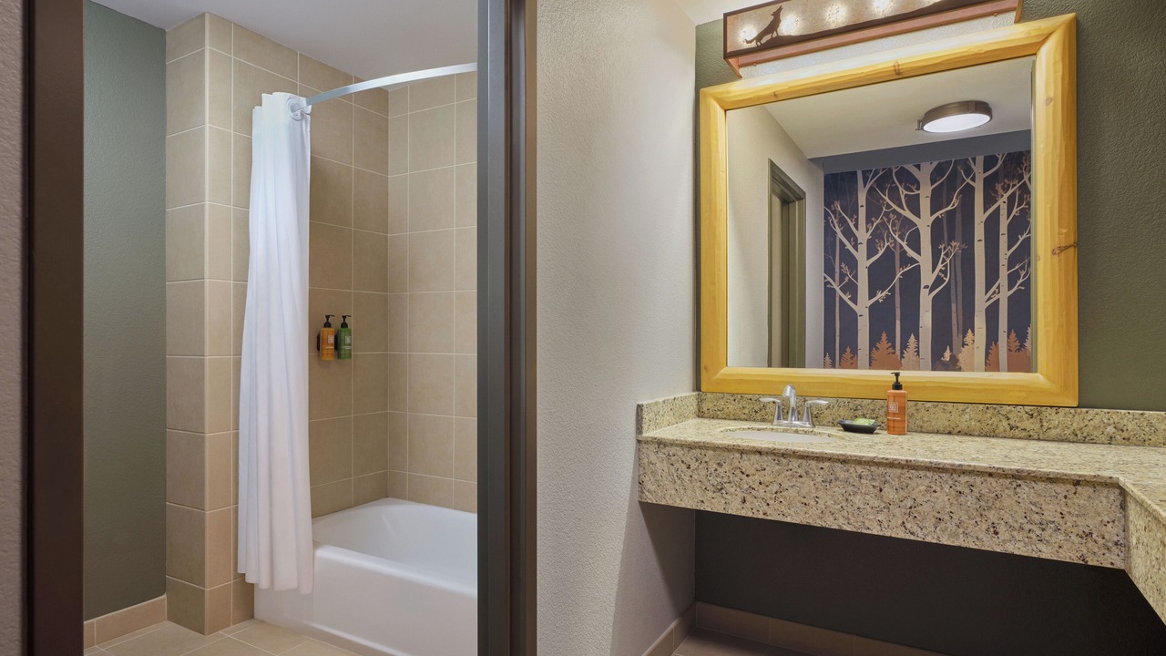 Photo of Bedroom in Anaheim Resort