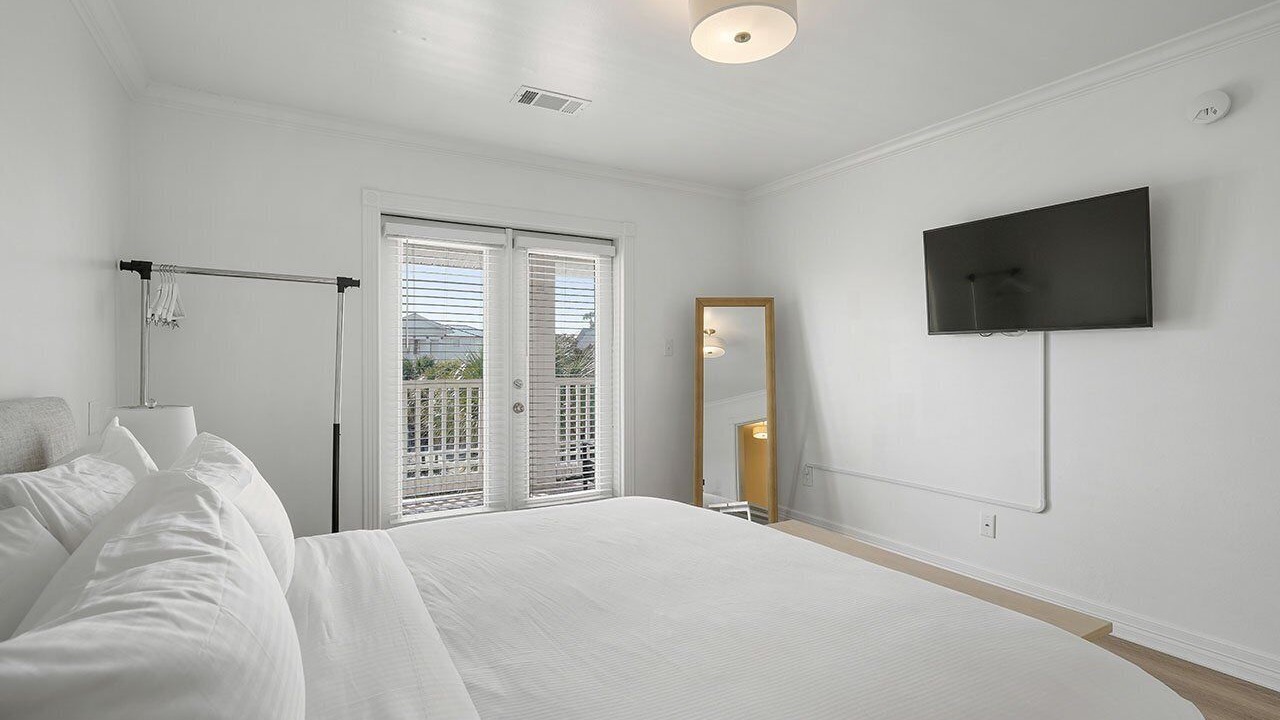 Photo of Outdoor in Crystal Shores