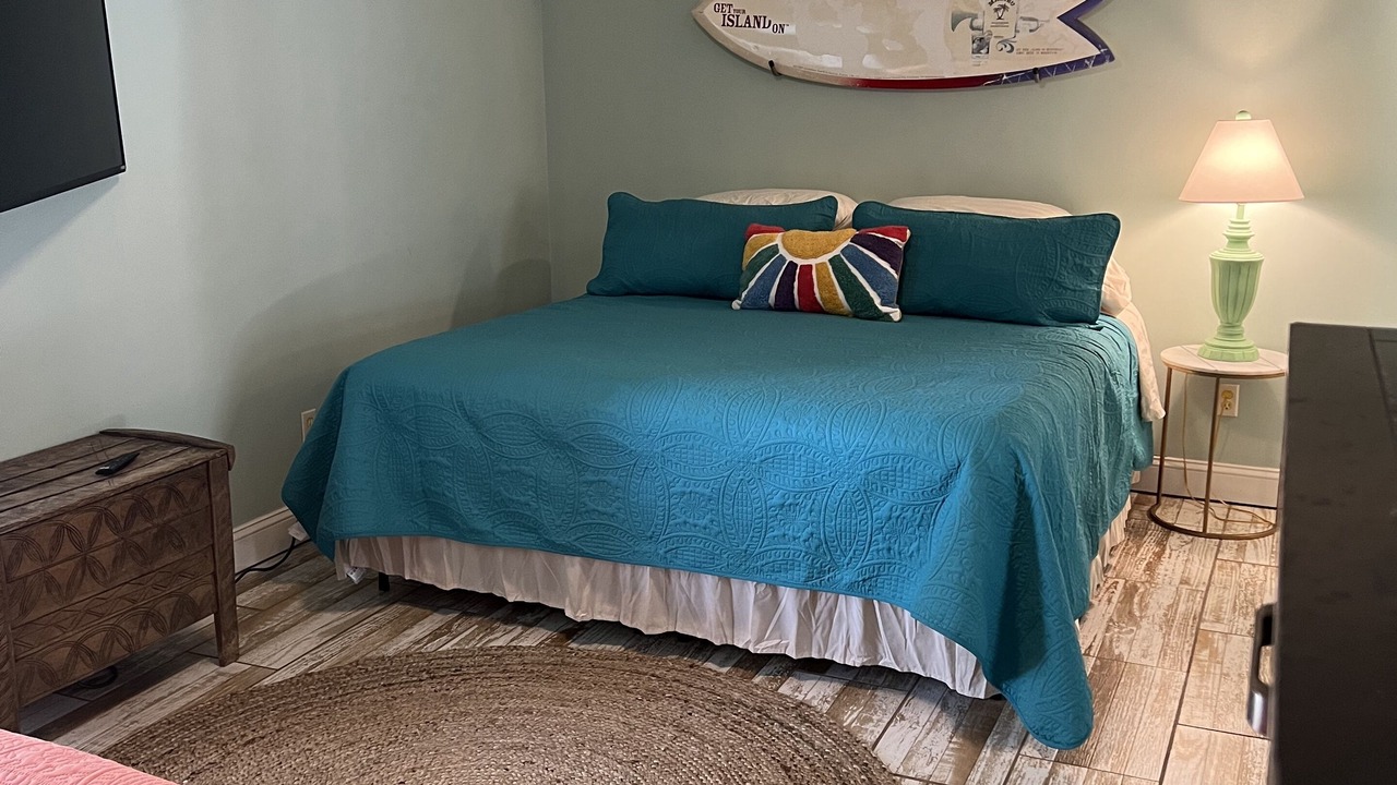 Photo of Bedroom in Biltmore Beach
