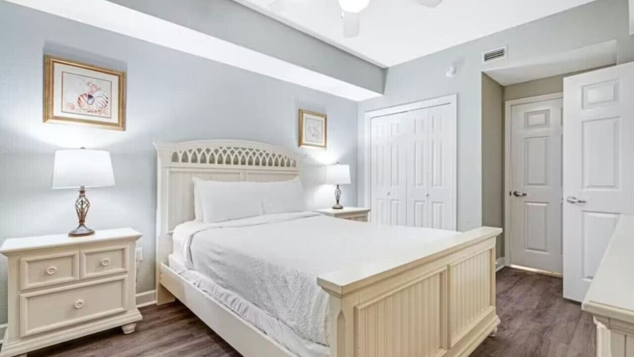 Photo of Bedroom in Navarre Beach