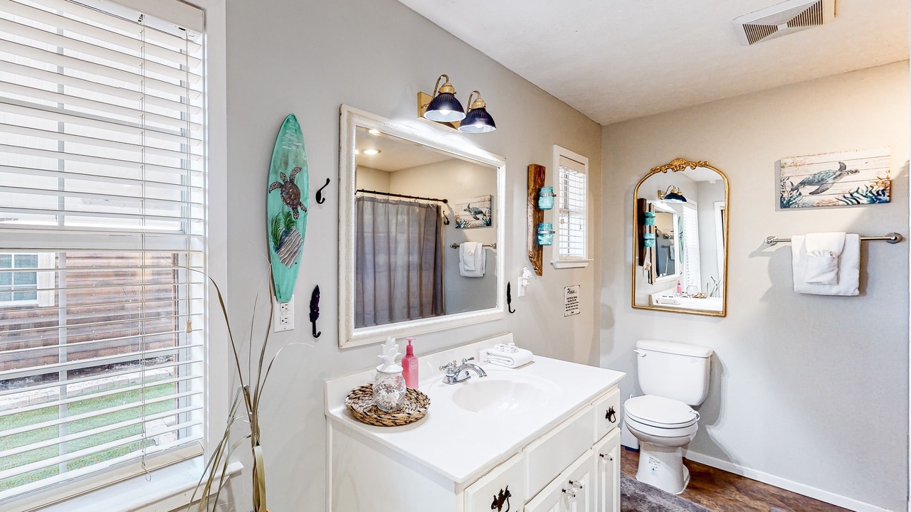 Photo of Bathroom in Biltmore Beach