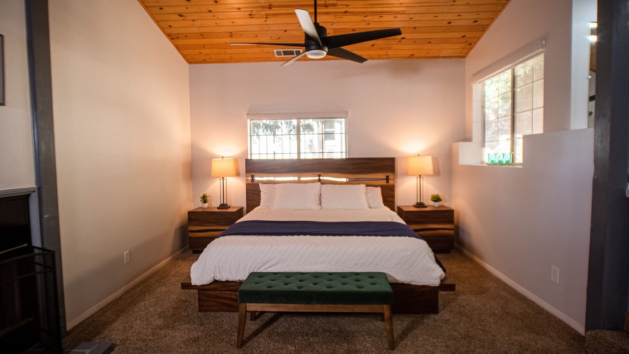 Photo of Bedroom in Running Springs