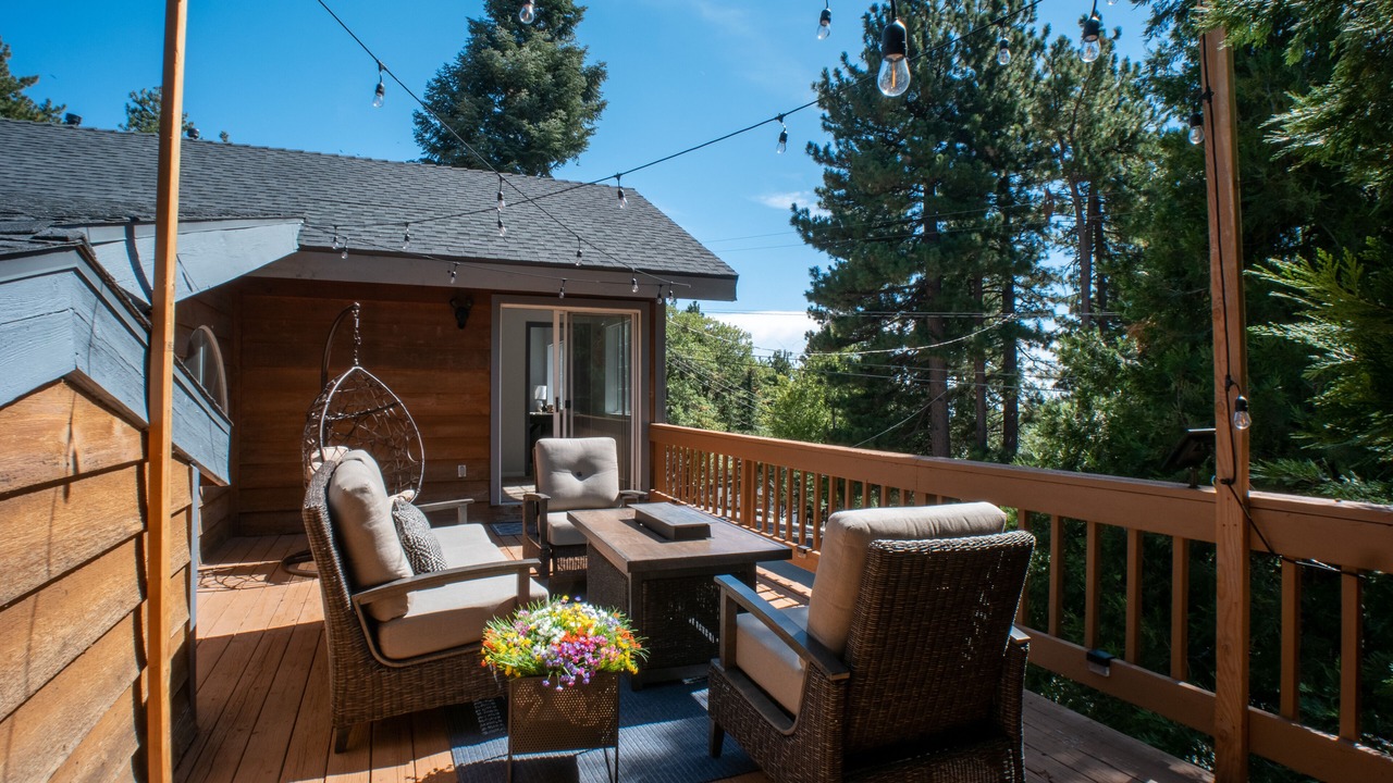 Photo of Patio Balcony in Running Springs