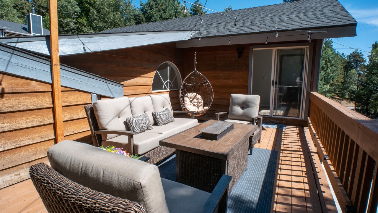 Photo of Patio Balcony in Running Springs