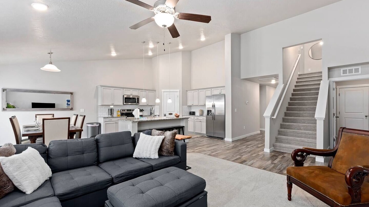 Photo of Livingroom in Southwest Ada County Alliance