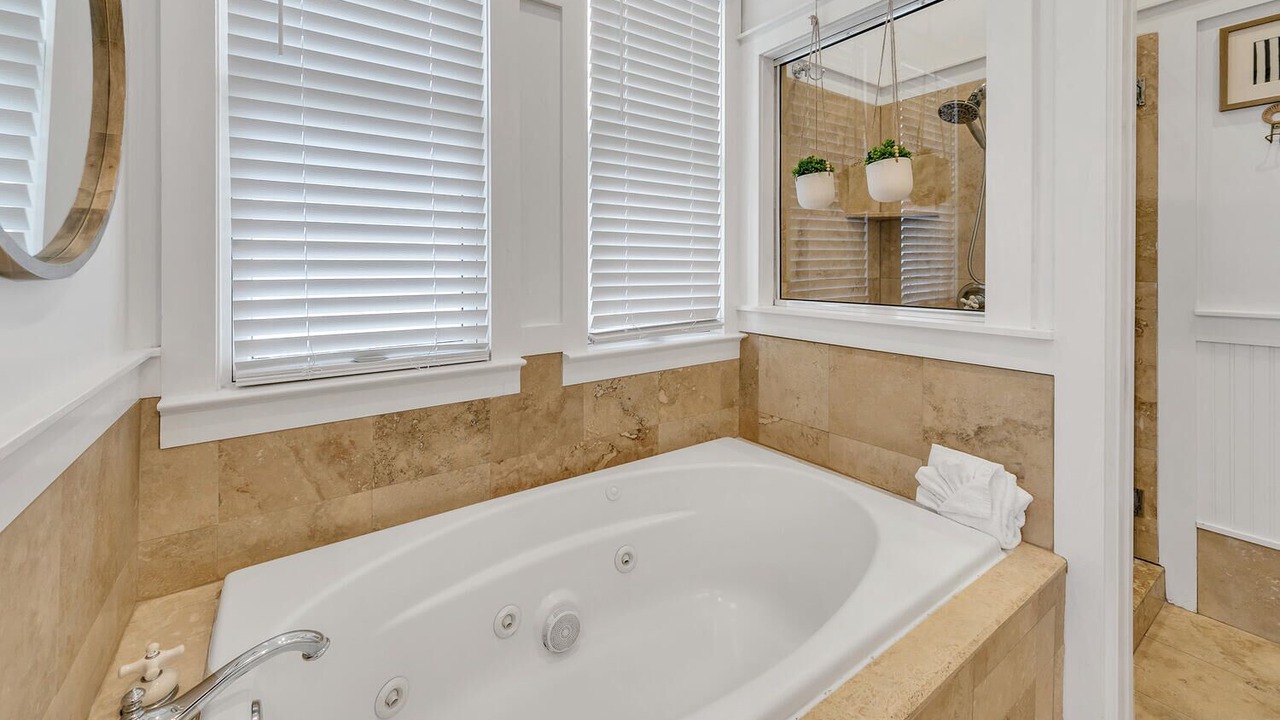 Photo of Bathroom in Delos