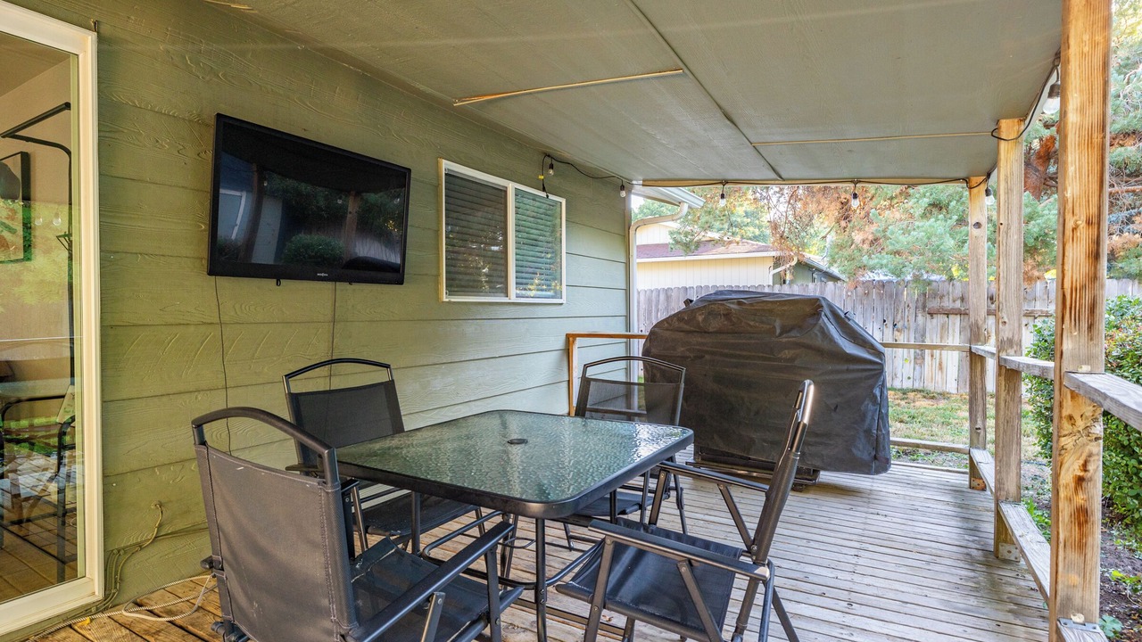 Photo of Outdoor in West Bench