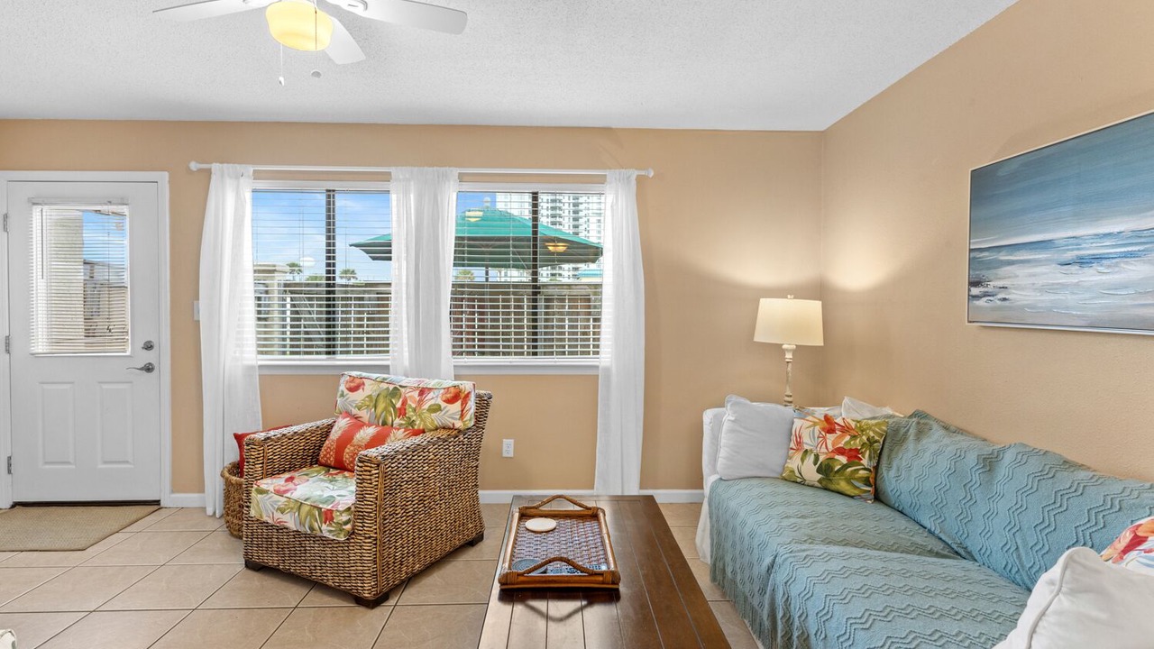 Photo of Livingroom in Sugar Beach