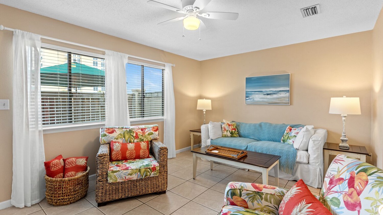 Photo of Livingroom in Sugar Beach