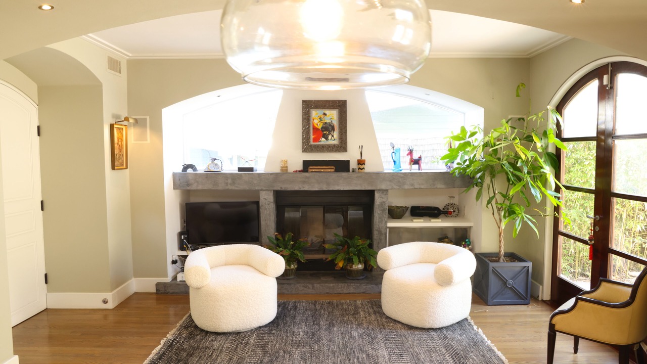 Photo of Bedroom in Village of La Jolla