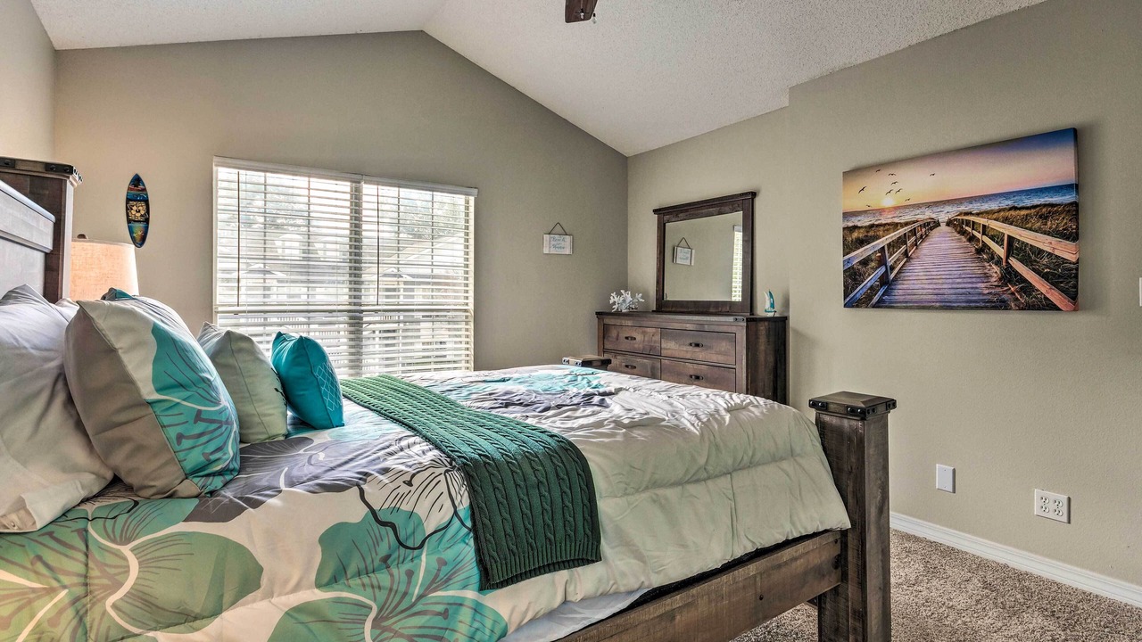 Photo of Bedroom in Northeast Pensacola