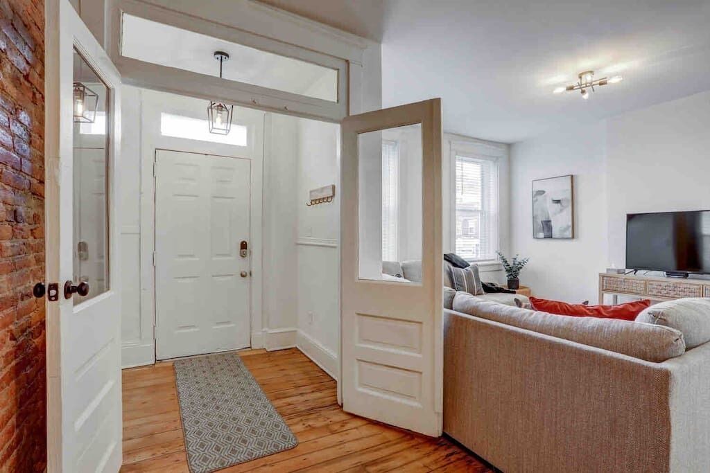 Photo of Livingroom in Historic Downtown Lancaster