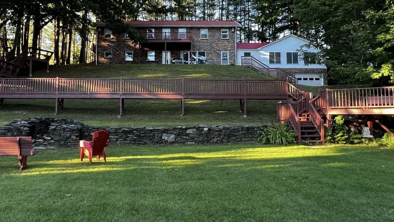 Photo of Outdoor in Litchfield