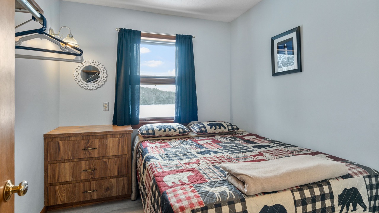 Photo of Bedroom in Litchfield