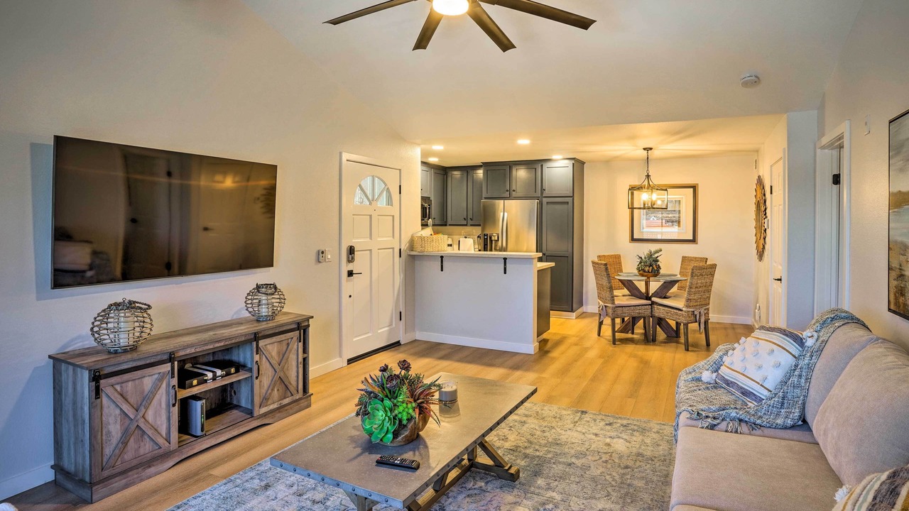 Photo of Livingroom in Capistrano Beach