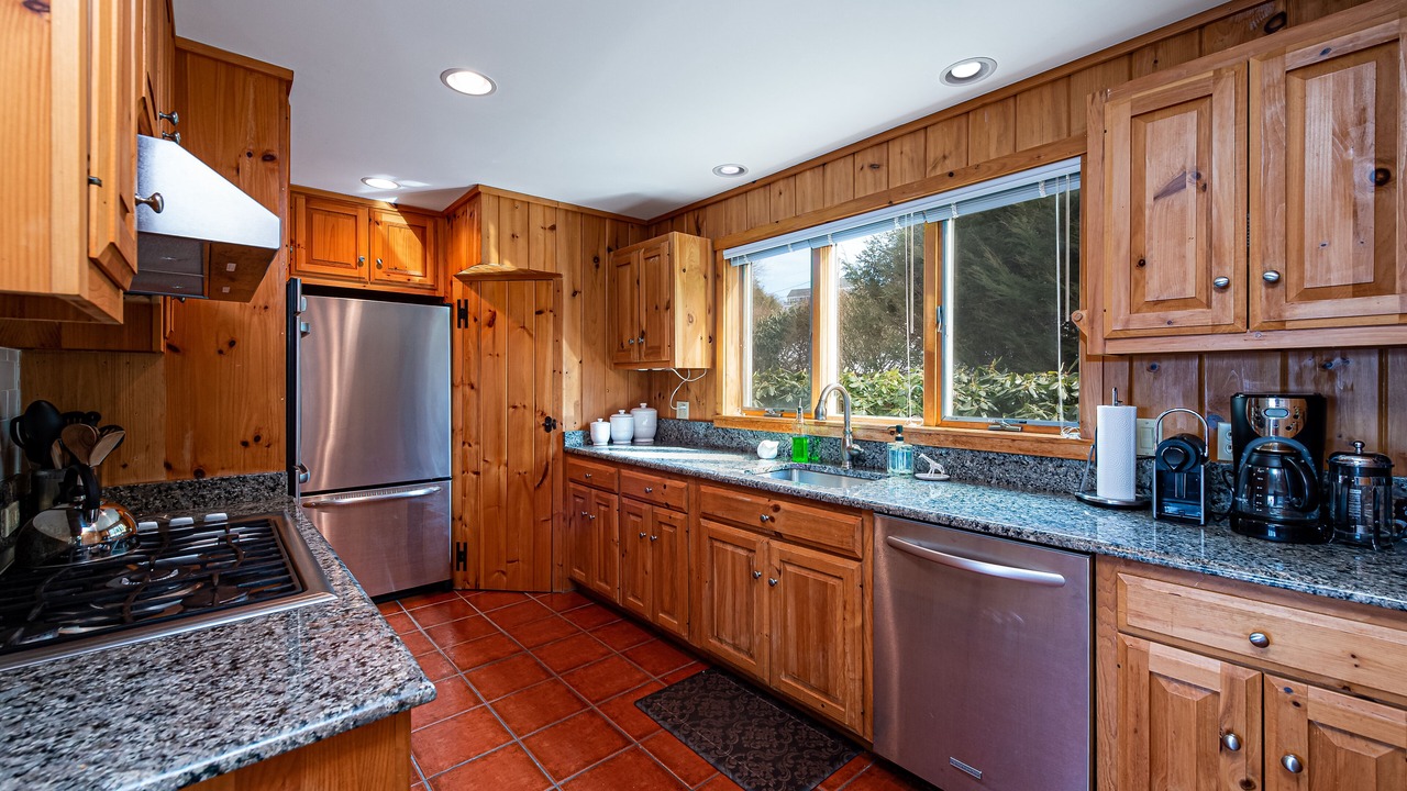 Photo of Kitchen in Mid-Coast and Islands