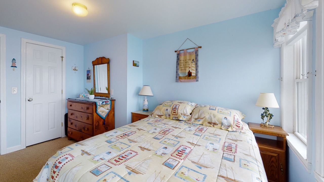 Photo of Bedroom in Winthrop