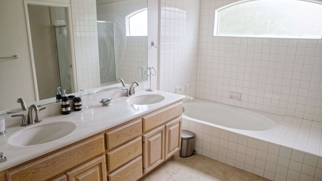 Photo of Bathroom in Coronado Cays