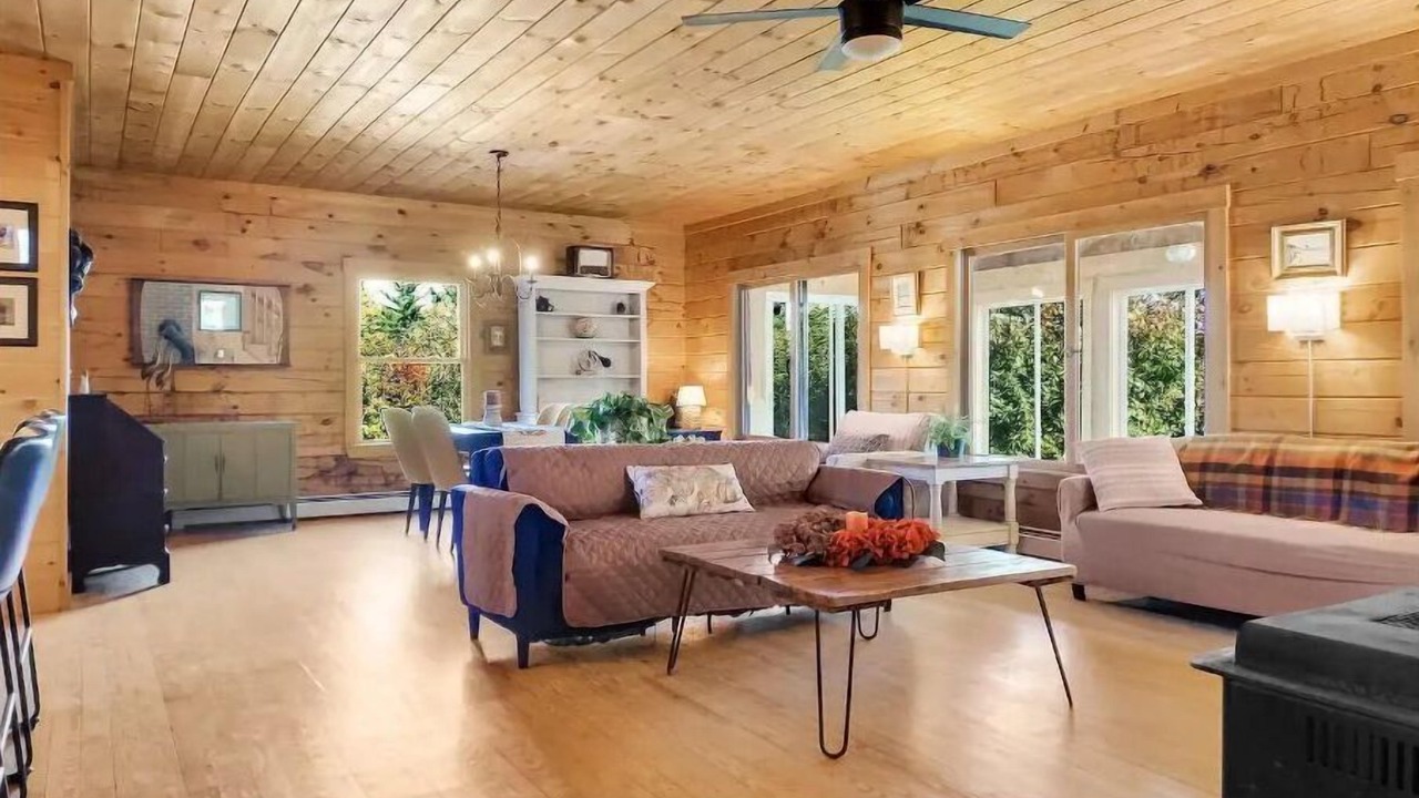 Photo of Livingroom in North New Portland