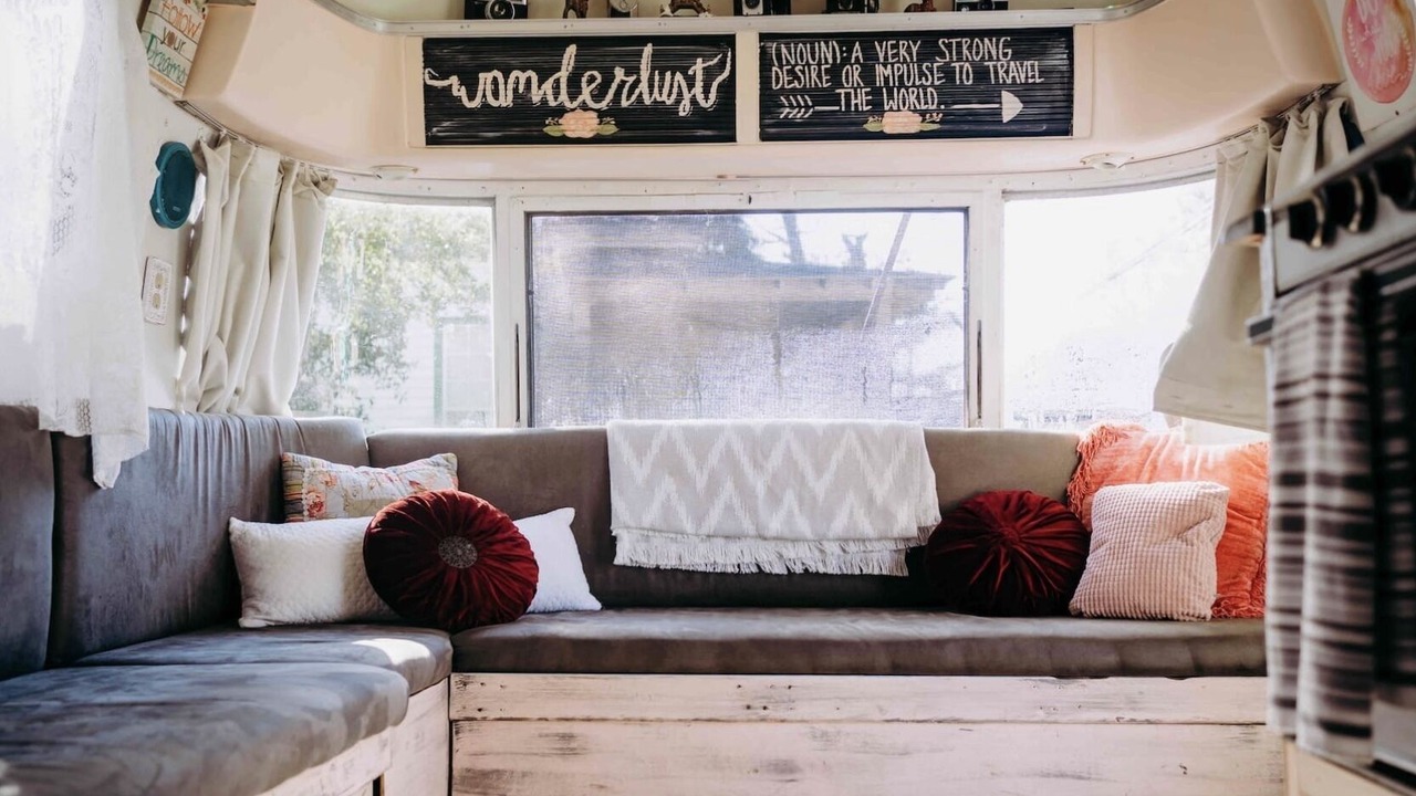 Photo of Livingroom in Downtown